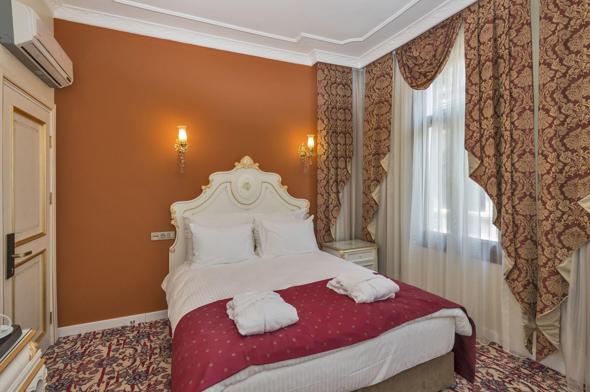By Murat Crown Hotel Taksim Istanbul Exterior foto