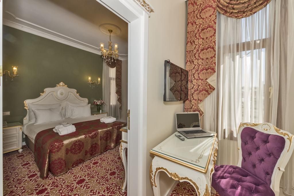 By Murat Crown Hotel Taksim Istanbul Exterior foto