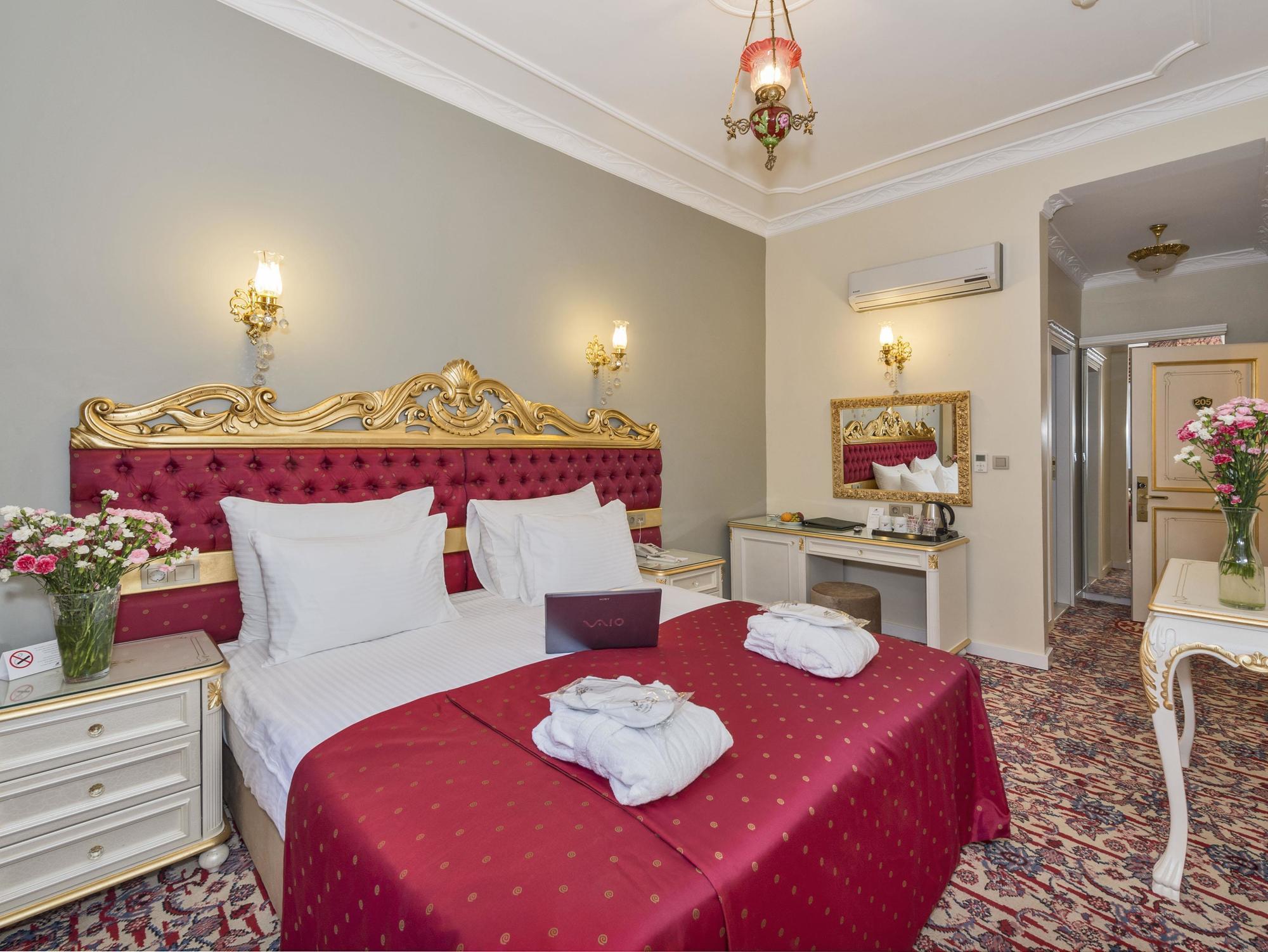 By Murat Crown Hotel Taksim Istanbul Exterior foto