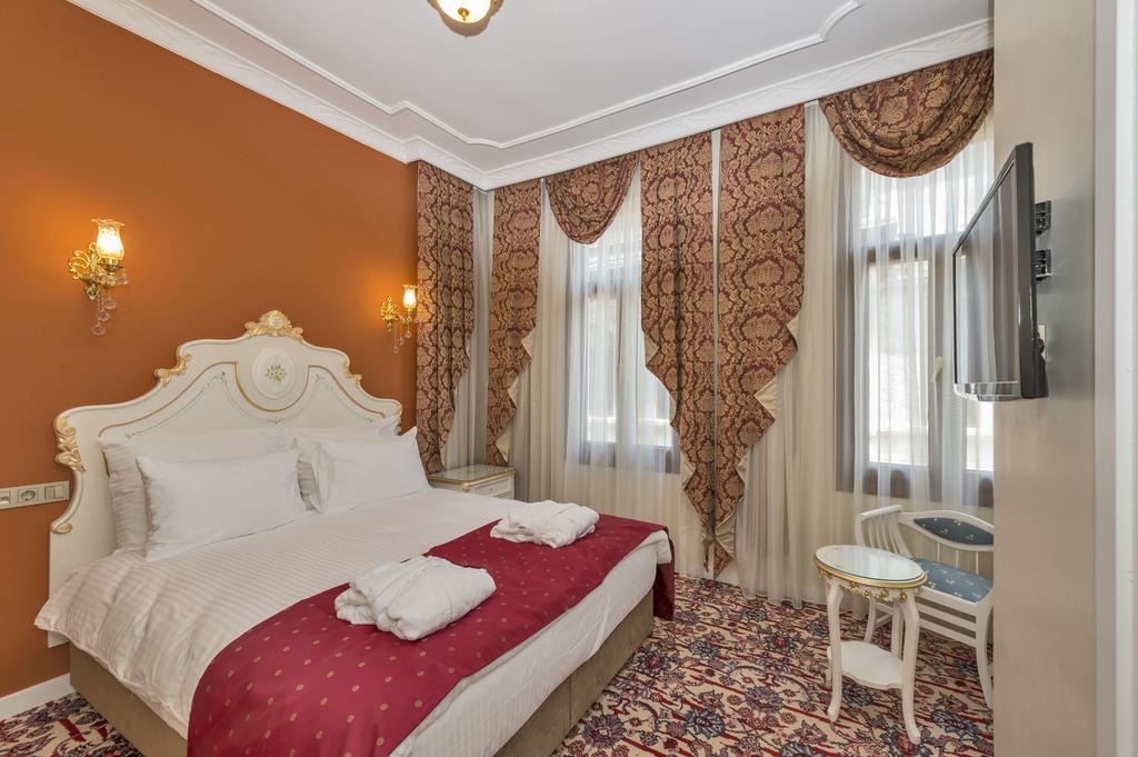 By Murat Crown Hotel Taksim Istanbul Exterior foto